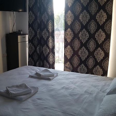 Apartament Teo Caransebeş Exteriér fotografie